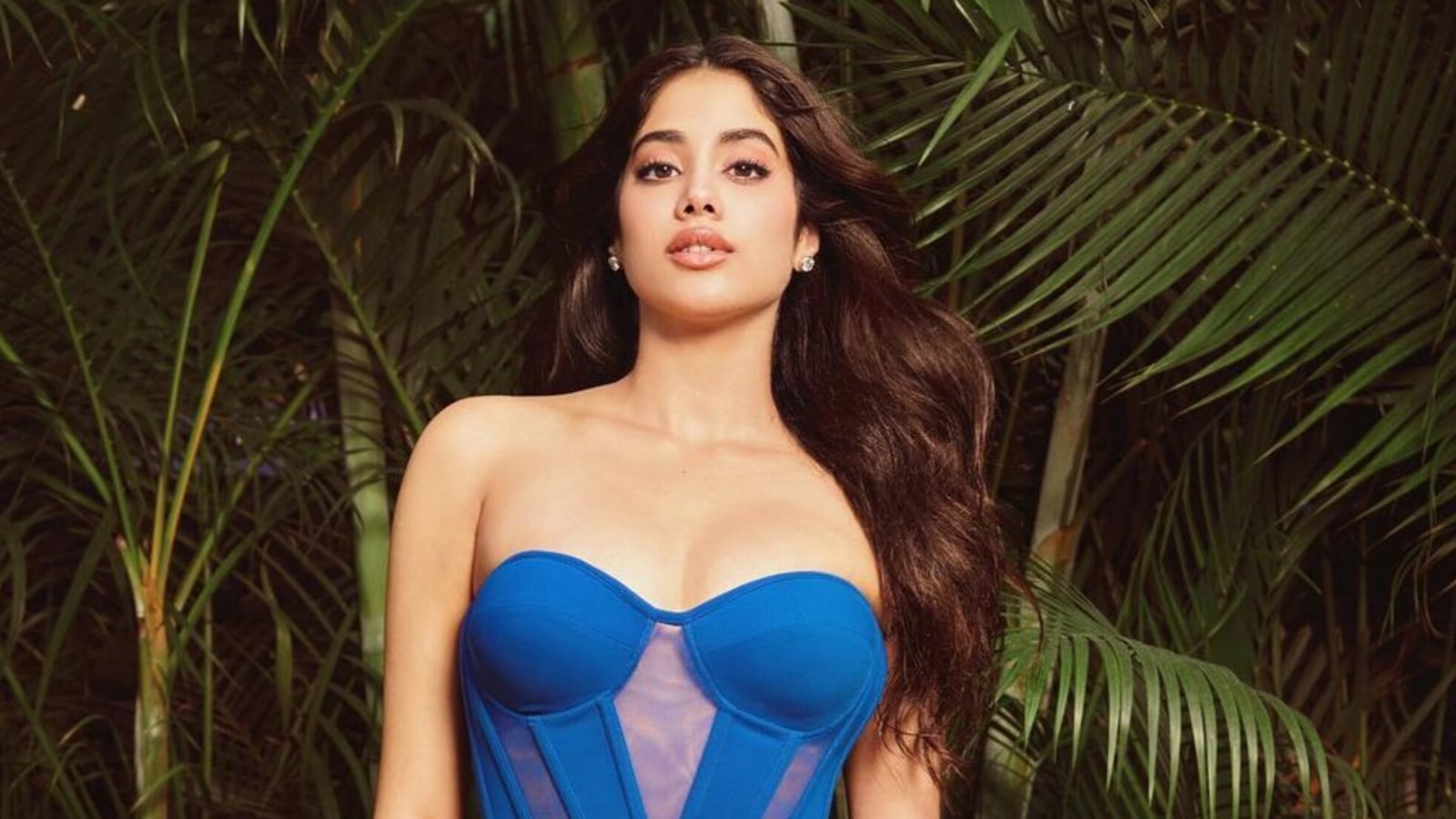 Janhvi Kapoor says ‘math makes you retarded’, Twitter roasts her for it: ‘Arre didi!’