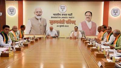 Prime Minister Narendra Modi with Bharatiya Janata Party (BJP) National President JP Nadda during Mukhyamantri Parishad meeting at BJP headquarters, in New Delhi on Sunday. (ANI) Prime Minister Narendra Modi with Bharatiya Janata Party (BJP) National President JP Nadda during Mukhyamantri Parishad meeting at BJP headquarters, in New Delhi on Sunday. (ANI)