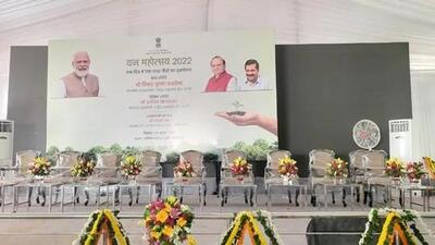 Delhi environment minister Gopal Rai claimed that the Delhi police tried to hijack the mega-plantation drive upon the direction of the Prime Minister’s Office (PMO). (Twitter @AamAadmiParty)