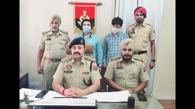 The accused in custody of Ludhiana police on Sunday. (HT Photo)