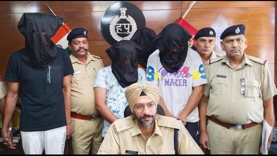 The carjacking accused in Ambala police custody. (HT Photo)