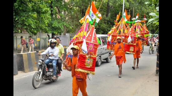 The devotees undertake an arduous trek, mostly on foot, to collect water from the Ganga and offer it in Shiva temples in their localities or those situated in historical places. (Pic for representation)