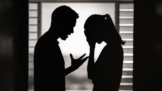 However big the argument is, it is recommended to refrain from calling names or referring to sensitive objects which can hurt the partner.(Unsplash)