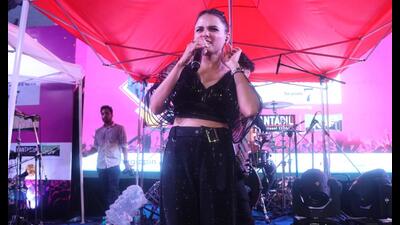 Hindustan Times DLF CyberHub Friday Jam hosted the Sufi rock band Rocknaama last Friday, to a packed amphitheatre. (Photo: Keshav Pareva) Hindustan Times DLF CyberHub Friday Jam hosted the Sufi rock band Rocknaama last Friday, to a packed amphitheatre. (Photo: Keshav Pareva)