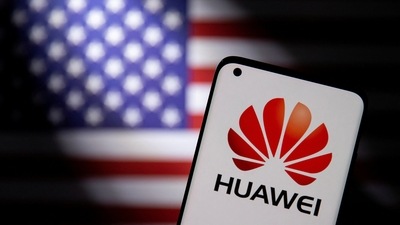 FILE PHOTO: Smartphone with a Huawei logo is seen in front of a U.S. flag in this illustration taken in 2021. (REUTERS)