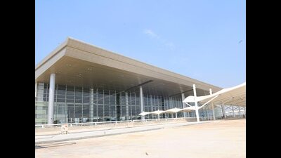 The shorter route will reduce the distance between Chandigarh and the airport in Mohali to 3 to 5 km. (HT Photo)
