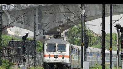 As many as 10 teams are formed in order to check outstation trains on zonal and headquarters levels in Maharashtra (HT File) As many as 10 teams are formed in order to check outstation trains on zonal and headquarters levels in Maharashtra (HT File)