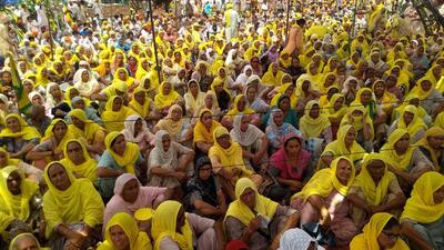 Protesters on the last day of the agitation near Buddha Nullah in Ludhiana on Monday. (Harvinder Singh/HT)