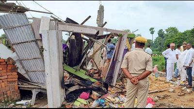 At the site of the incident in Saran district on Sunday. (Santosh Kumat/HT Photo) At the site of the incident in Saran district on Sunday. (Santosh Kumat/HT Photo)