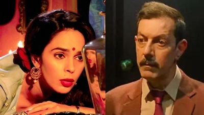 Mallika Sherawat and Rajat Kapoor play lead roles in RK/Rkay. Mallika Sherawat and Rajat Kapoor play lead roles in RK/Rkay.