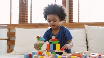 Top life skills to teach your toddler: Psychologist shares insights (Unsplash)