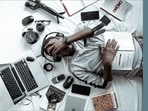 Tips to avoid harmful effects of computer and smartphone screens on your eyes (Ola Dapo) Tips to avoid harmful effects of computer and smartphone screens on your eyes (Ola Dapo)