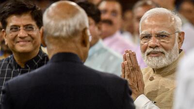 PM Narendra Modi greets outgoing President Ram Nath Kovind during the latter's farewell. (PTI) PM Narendra Modi greets outgoing President Ram Nath Kovind during the latter's farewell. (PTI)