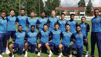 The French cricket team pose for a team photo. (Instagram/@france_cricket)