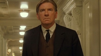 David Warner in a still from Titanic.&nbsp;