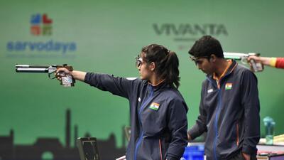 New Delhi, India - Feb. 27, 2019: Indian shooters Manu Bhaker and Saurabh Chaudhary won the gold in the final of mixed 10m Air Pistol at ISSF World Cup, at Karni Singh Shooting Ranges, in New Delhi, India, on Wednesday, February 27, 2019. (Photo by Burhaan Kinu/ Hindustan Times) (Burhaan Kinu/HT PHOTO)