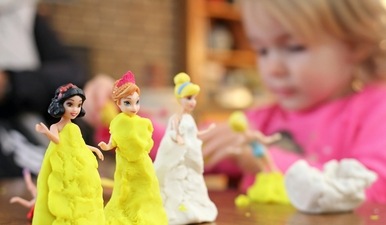 Parenting tips: Here's how to use craft clay to target early language skills in children&nbsp; (Jennifer Murray)