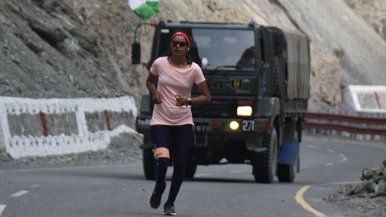 Sufiya Sufi ran 470 km from Siachen to Kargil in six days (Twitter)