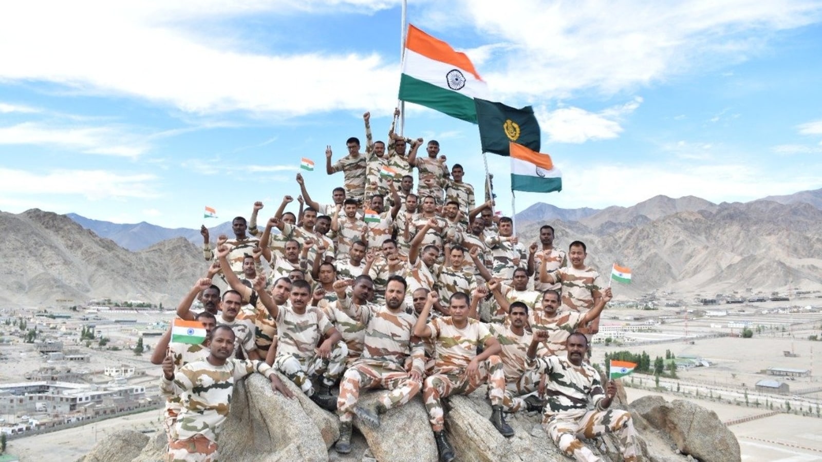 ITBP conducts long-range patrol 'Amrit' from Ladakh to Arunachal Pradesh -  video Dailymotion