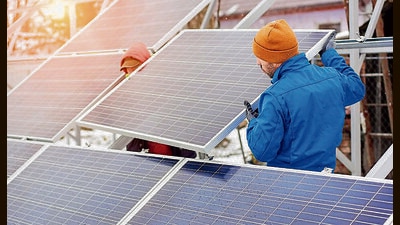 Green energy only solution to meet power needs: Aman Arora (Shutterstock)
