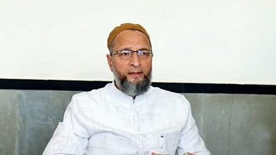 Asaduddin Owaisi compared how Kanwariyas and Muslim devotees are treated and asked the reason for this distinction.&nbsp;