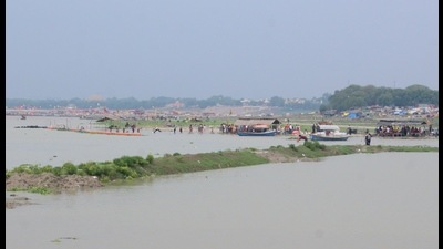 Rising river water levels in Prayagraj. (HT)