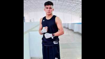 Boxing champ found dead, cops suspect drug overdose Boxing champ found dead, cops suspect drug overdose
