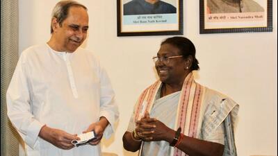 Odisha chief minister Naveen Patnaik with President Droupadi Murmu. (Twitter Photo) Odisha chief minister Naveen Patnaik with President Droupadi Murmu. (Twitter Photo)