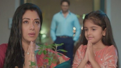 Rupali Ganguly (left) in a still from Anupamaa.&nbsp;