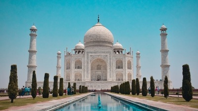 Rajput, Muslim, and British dominance in the area led to the stunning fusion of civilizations that is Agra. The diversity of Indian culture is well-known around the world, and Agra's cultural heritage is among the richest in the nation because of its intriguing past. The city has been a fertile ground for art, architecture, music, poetry, literature, and crafts for ages thanks to the support of its emperors, particularly the Mughals. It is one of the most significant historical locations in India and is home to the Taj Mahal, one of the seven&nbsp;wonders of the world&nbsp;and a UNESCO World Heritage Site. The Agra Fort and Fatehpur Sikri are two other UNESCO World Heritage Sites in Agra. (Pixabay)