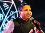 Kailash Kher performs during a function in Rishikesh.(Rameshwar Gaur/ANI) Kailash Kher performs during a function in Rishikesh.(Rameshwar Gaur/ANI)