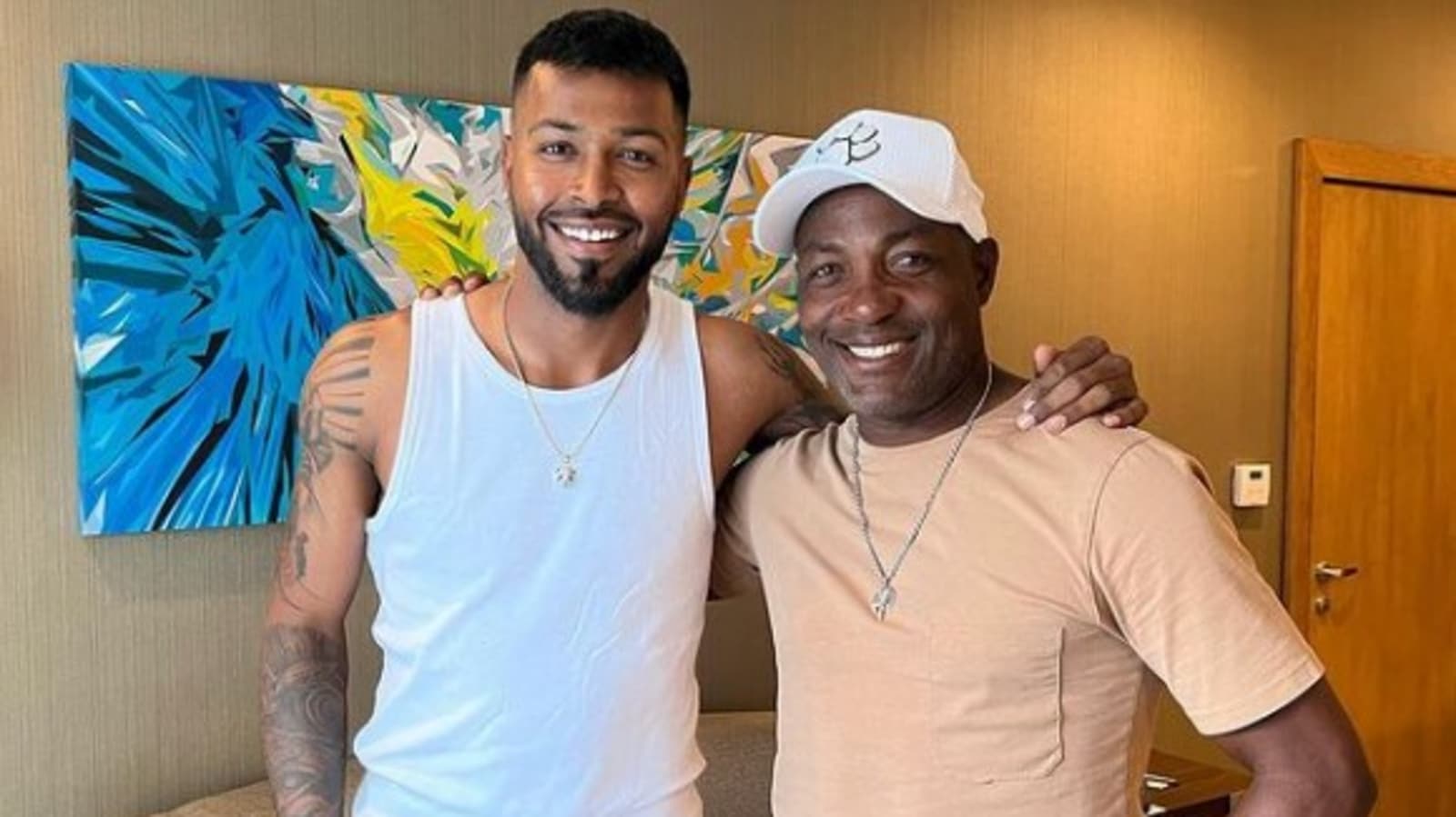 Pandya posts picture with ‘favourite’ Lara, former SL star's comment is ...