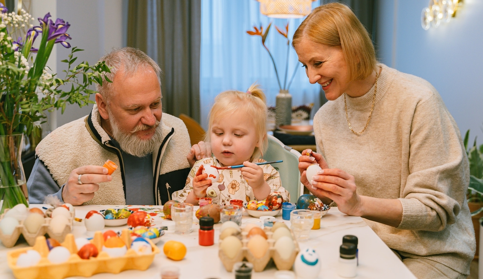 Family bonding tips: Ways to indulge in a DIY art session with your family