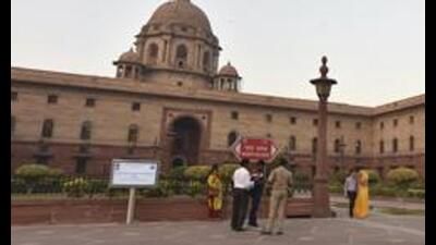 Amid this rising regional turmoil, India has a tough task ahead. It has to first ensure that its economic fundamentals remain strong, and it continues to remain on an upward growth trajectory. (Sonu Mehta/HT PHOTO)