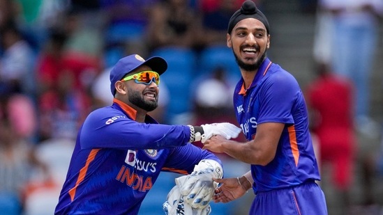 Arshdeep Singh got the breakthrough with the wicket of Kyle Mayers. (AP)