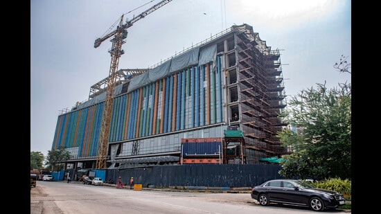 A view of the new second campus building of Dhirubhai Ambani International School (DIAS) under construction at Bandra-Kurla Complex (BKC) (Satish Bate/HT PHOTO)