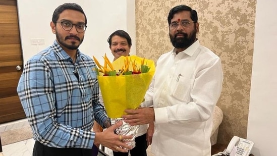 Nihar Thackeray with Maharashtra CM Eknath Shinde