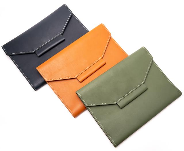 A leather notebook case is the perfect accessory for those who want to look both organised and sharp. (Multicoloured leather notebook organiser by The Leather Story) A leather notebook case is the perfect accessory for those who want to look both organised and sharp. (Multicoloured leather notebook organiser by The Leather Story)