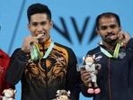 Gururaja Poojary (extreme right) won India's second medal at CWG 2022.&nbsp;