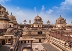Jehangir Mahal of Orchha Fort. (Shutterstock) Jehangir Mahal of Orchha Fort. (Shutterstock)