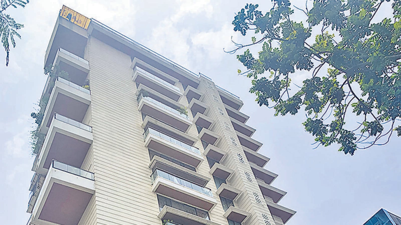 Rajkummar Rao forks out ₹44 crore for Juhu flat Mumbai news