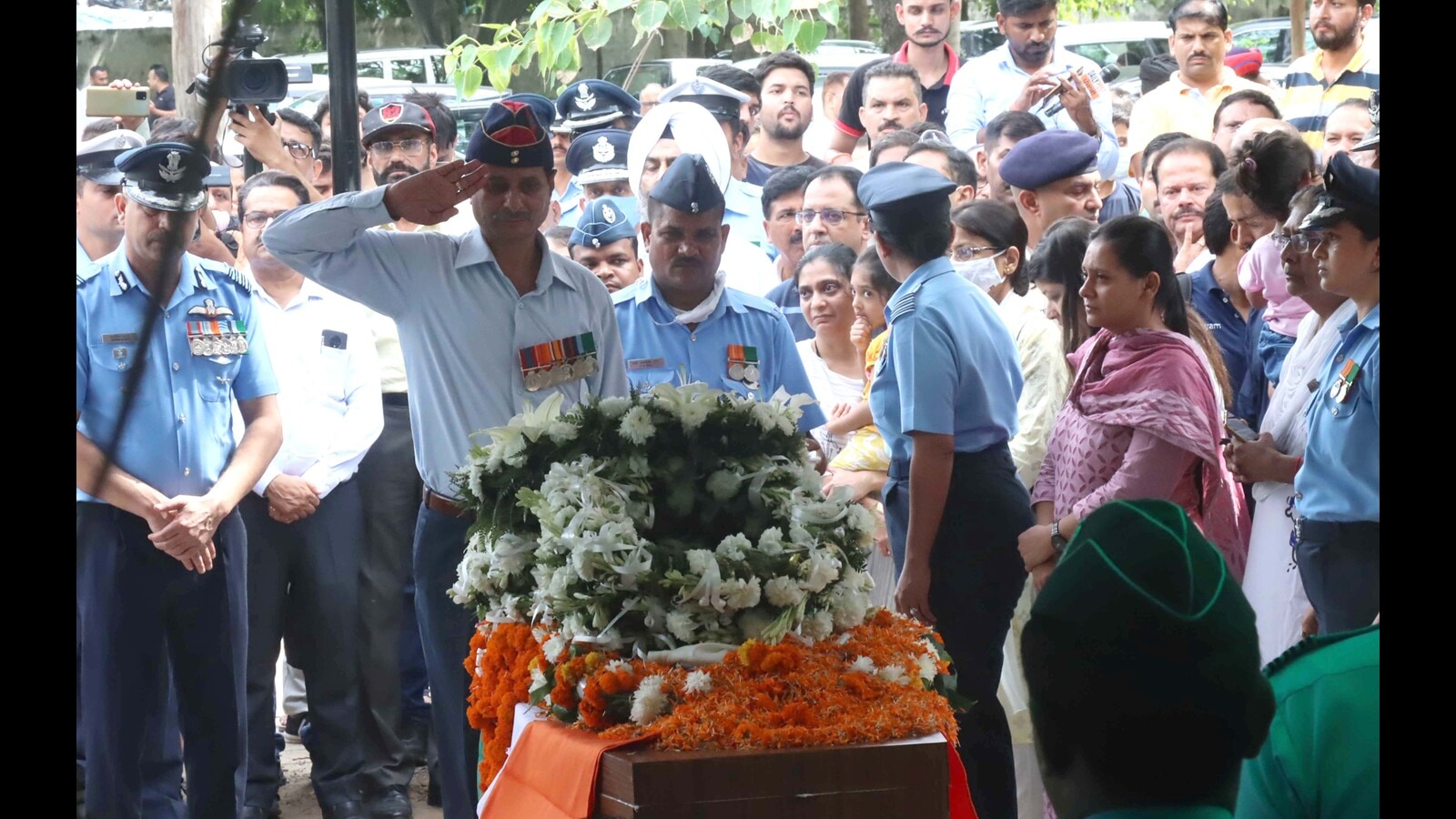 MiG-21 crash: Chandigarh bids tearful adieu to Wg Cdr Mohit Rana ...