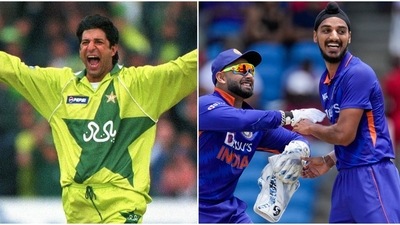 Wasim Akram and Arshdeep Singh (Getty Images | AP) Wasim Akram and Arshdeep Singh (Getty Images | AP)