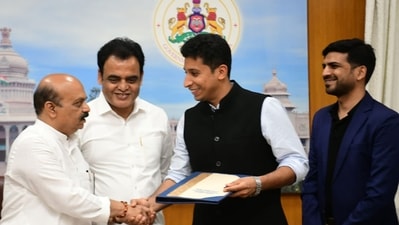 Karnataka CM Basavaraj Bommai told that this MoU will bring a huge difference in the lives of thousands of women across the state by making them self-reliant. (Twitter) Karnataka CM Basavaraj Bommai told that this MoU will bring a huge difference in the lives of thousands of women across the state by making them self-reliant. (Twitter)