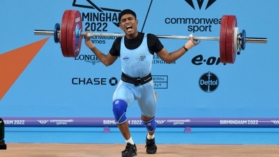 Commonwealth Games: Sanket Sargar won silver in his weightlifting event. (Twitter/@WeAreTeamIndia)