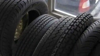 JK Tyres has introduced smart radial tyres for electric cars, buses and light commercial vehicles. (Representational image/Mint)
