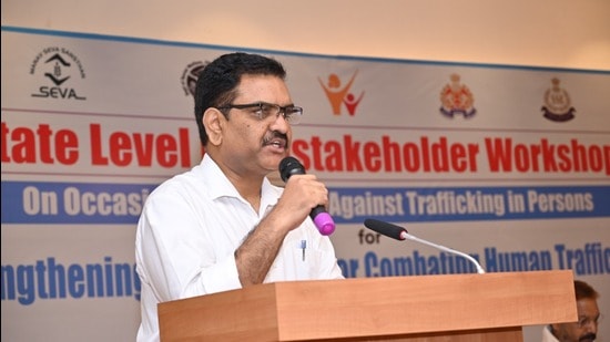 Asim Arun, U.P. minister of state (Independent Charge), department of Social Welfare addressing a workshop on human trafficking . (Sourced)