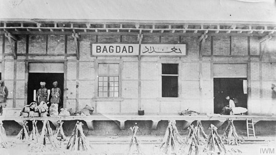 Indian soldiers guarding Baghdad Railway station in Iraq.(Imperial War Museum)