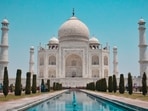 Taj Mahal, which has been counted as one of the seven wonders of the world, is among the first few monuments to be listed in UNESCO World Heritage Site. A beautiful coalescence of application of architectural and scientific research, Taj Mahal stands tall by the banks of the River Yamuna and attracts tourists worldwide.(Pixabay)