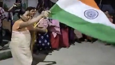 Mirabai Chanu's mother, relatives dance in celebration. (Twitter/@mirabai_chanu) Mirabai Chanu's mother, relatives dance in celebration. (Twitter/@mirabai_chanu)
